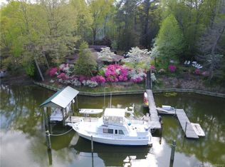 256 Kingfisher Ln, Cobbs Creek, VA 23035