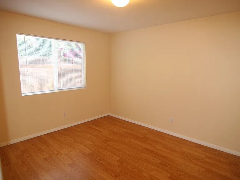 24604 Eshelman Ave — Photo 13