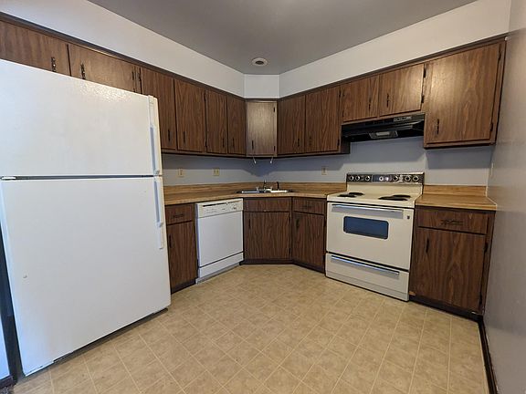 3rd image of 4450 Trevor Cir APT 6