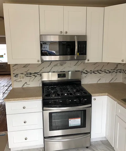 Woodbridge Apartments — Photo 10
