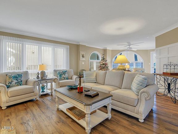 5th image of 4 Village North Drive #37
