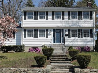 17 Old Wood Rd, Framingham, MA 01701