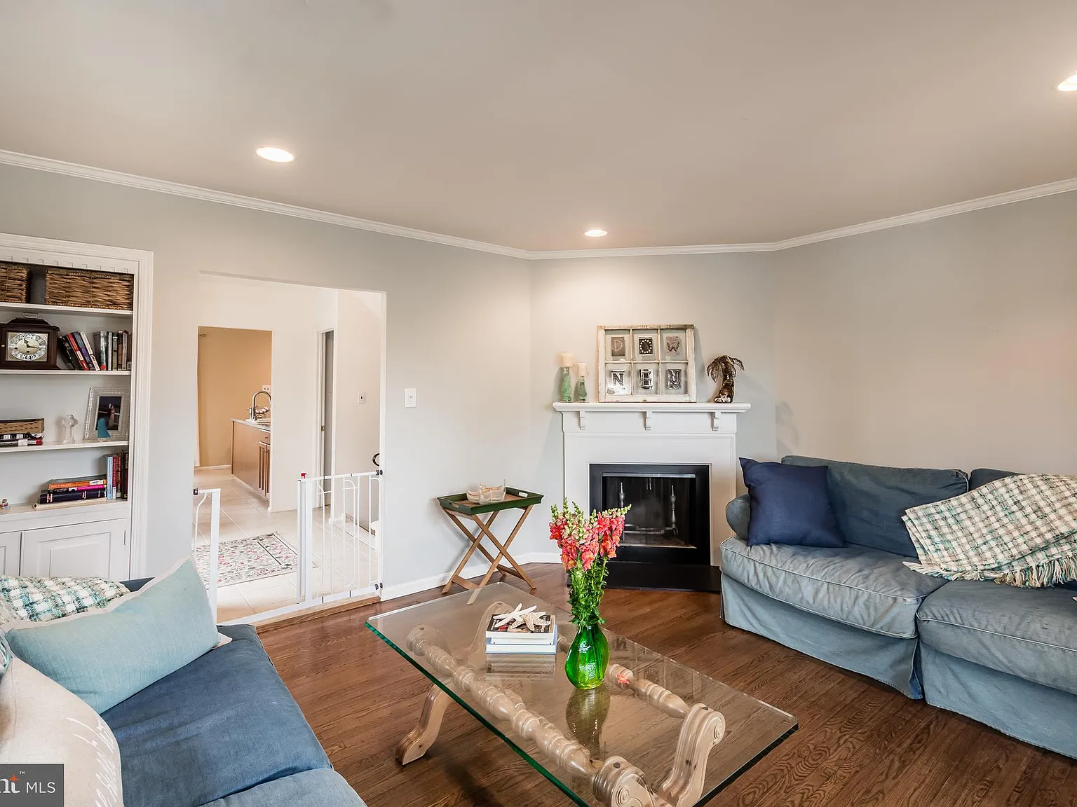 2 bed, 1.5 bath, 1232 sqft, $2,600 — Photo 1