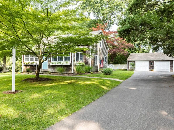 4 Bowditch Rd, Shelter Island, NY 11964