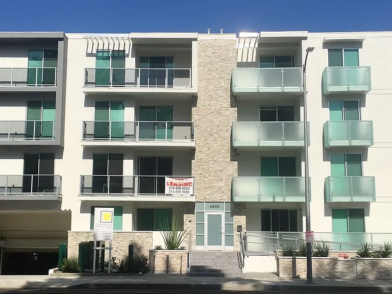 4600 Coldwater Canyon Ave #201 — Photo 1