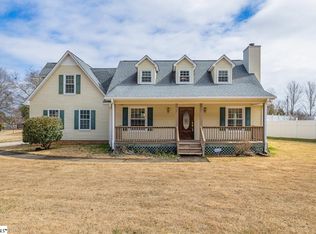 114 W Mountain Creek Church Rd, Greenville, SC 29609