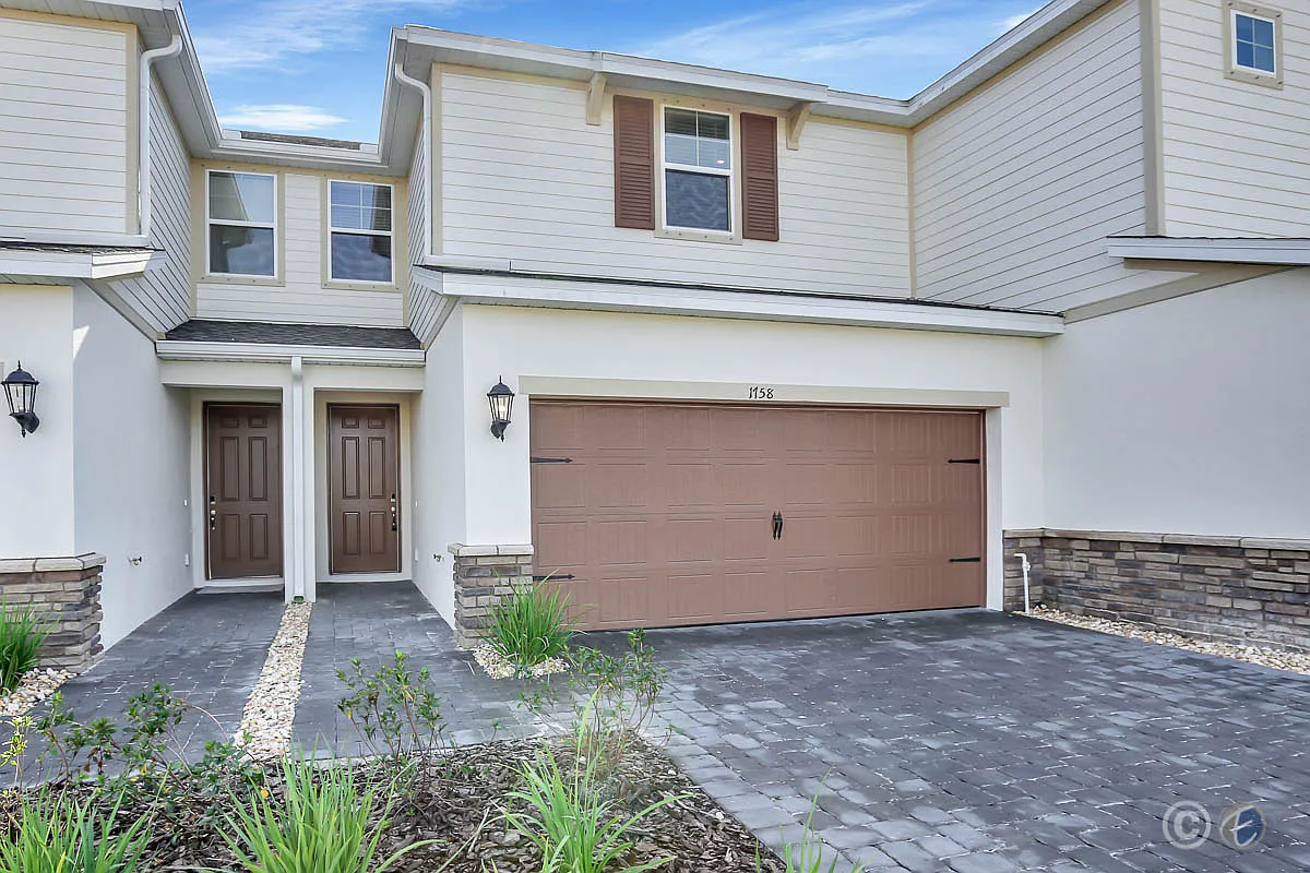 1758 Woodleaf Hammock Ct — Photo 1