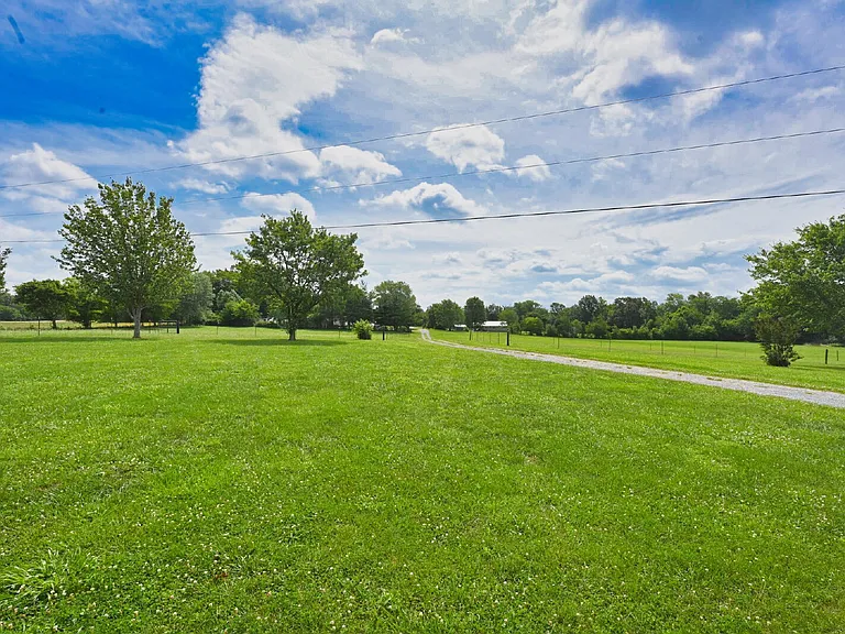 4616 Woodrow Wilson Rd — Photo 88