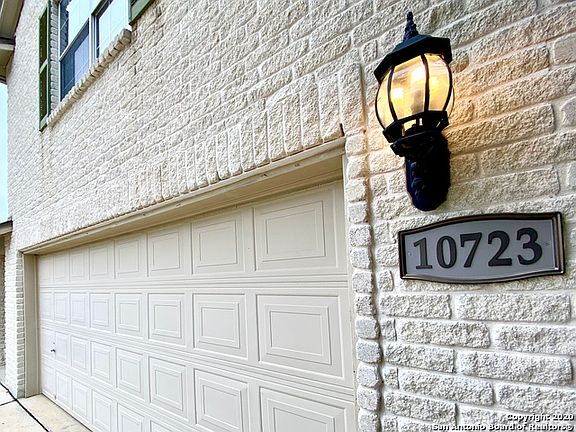 2nd image of 10723 Terrace Crst