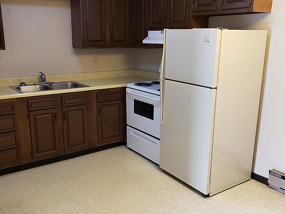 Kitchen dining