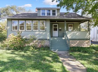 135 N Adams St, Westmont, IL 60559