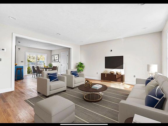 3rd image of 6 May Ave #A