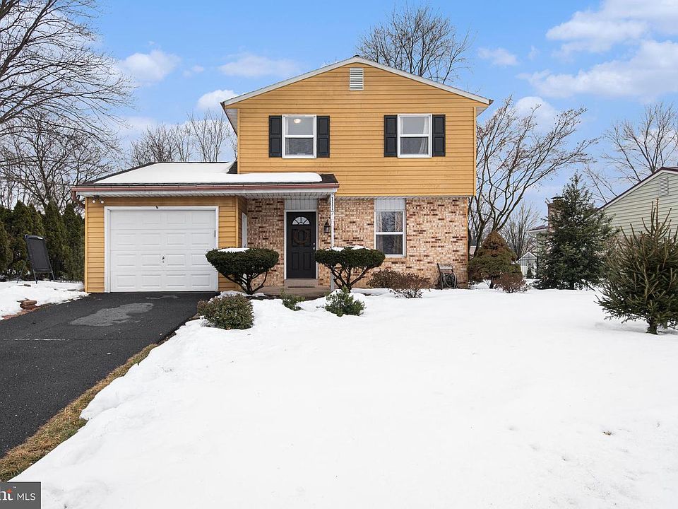 1st image of 1117 Floribunda Ln