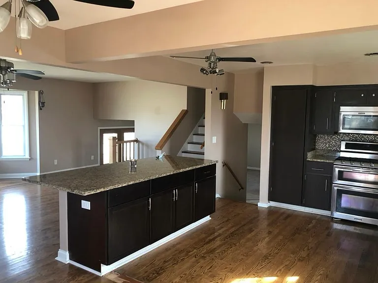 4575 Coral Dr — Photo 10