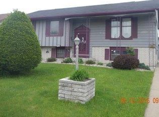 2720 E Guadalupe Cir, East Chicago, IN 46312