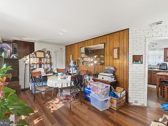 5th image of 6607 Stockton Ln