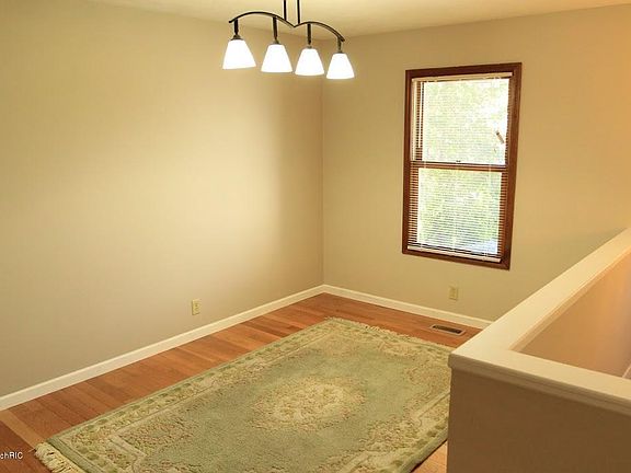 4th image of 3822 Kerri Ct