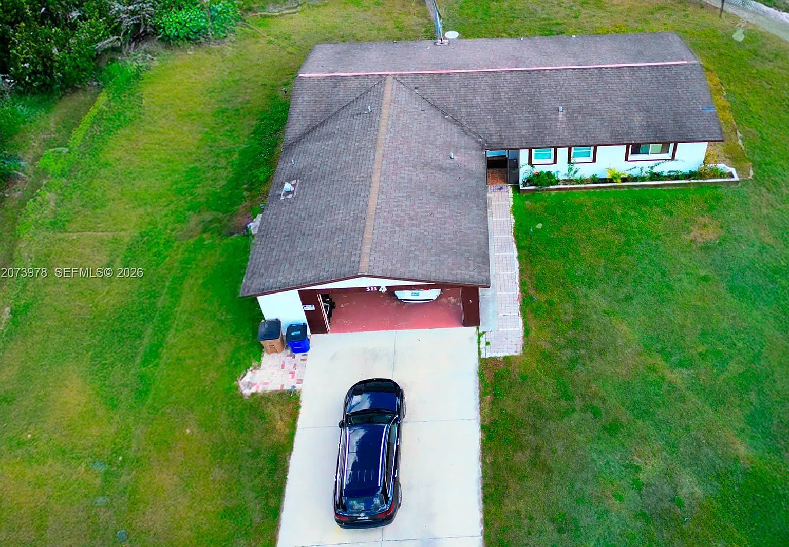 3 bed, 2.0 bath, $1,700 — Photo 2