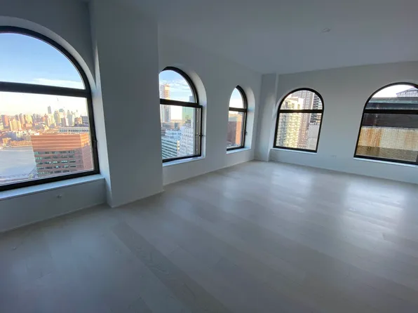 130 William Street image 14 of 17