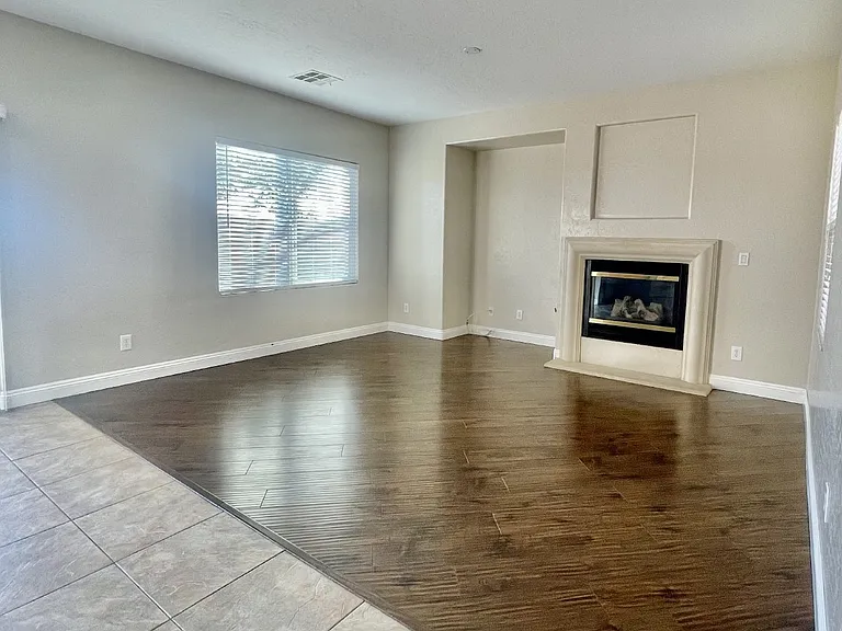 7109 Mercurio Ave — Photo 5