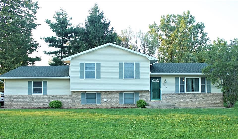1st image of 1461 Laurel Dr
