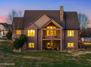 8612 N Ruggles Ferry Pike, Strawberry Plains, TN 37871