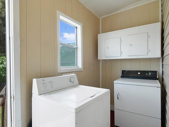 Washer and dryer included