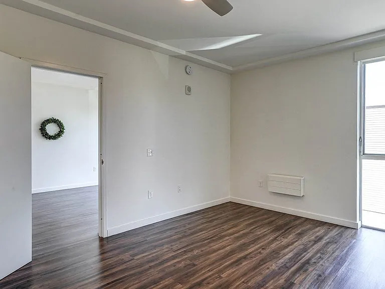 4801 Shattuck — Photo 34