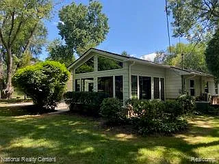 144 W Maryknoll Rd — Photo 13