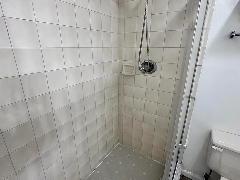306 Harbour Pointe Way — Photo 13