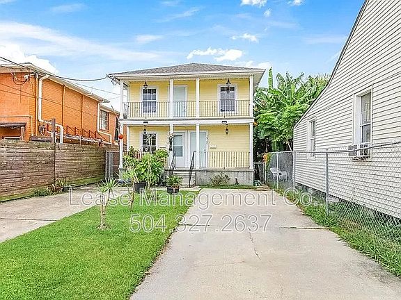 2nd image of 1918 Pauger St