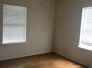 318 Blakeley Dr, San Antonio, TX 78209