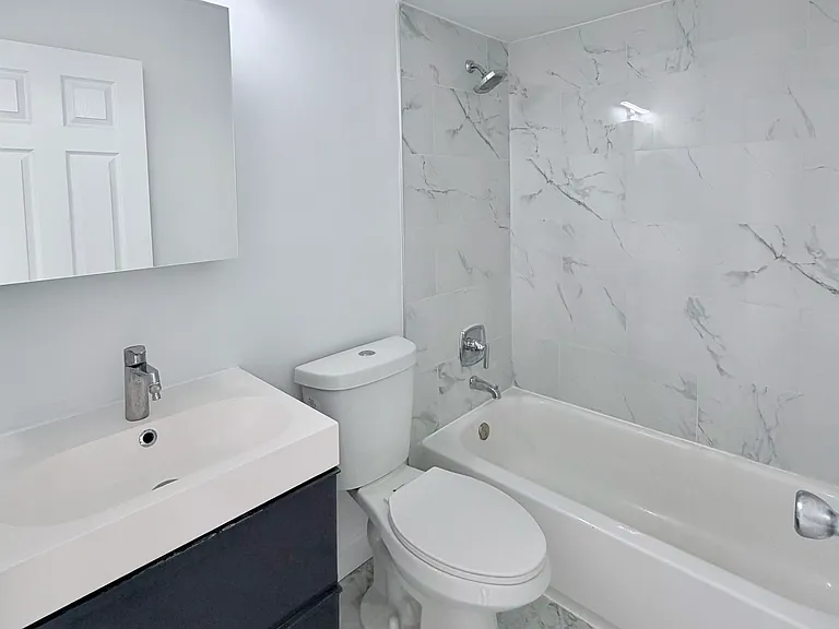 8649 W Foster Ave #2A — Photo 5