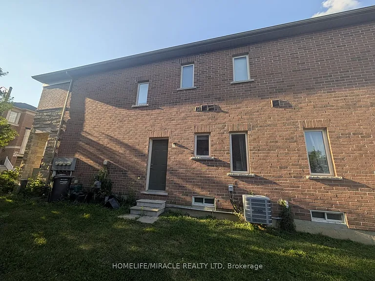 82 Aspen Hills Rd — Photo 11