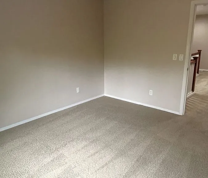 1008 SE Bacarra St — Photo 18