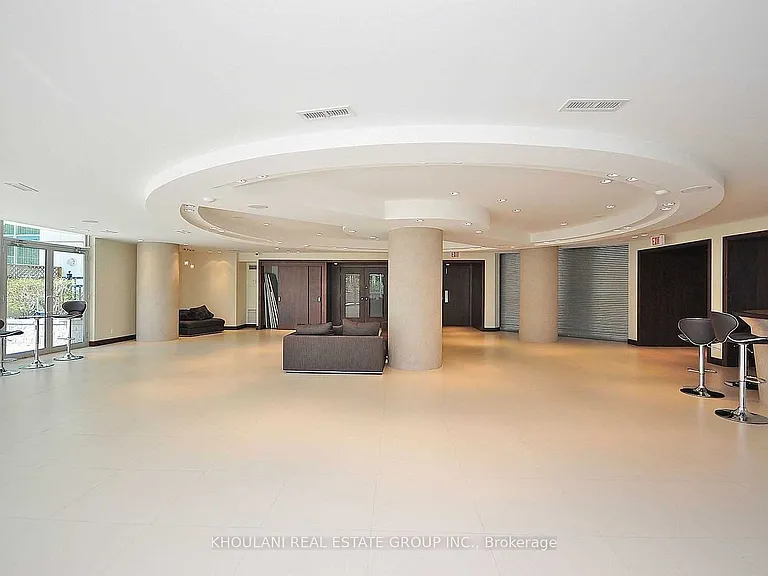 220 Burnhamthorpe Rd W #2201 — Photo 31