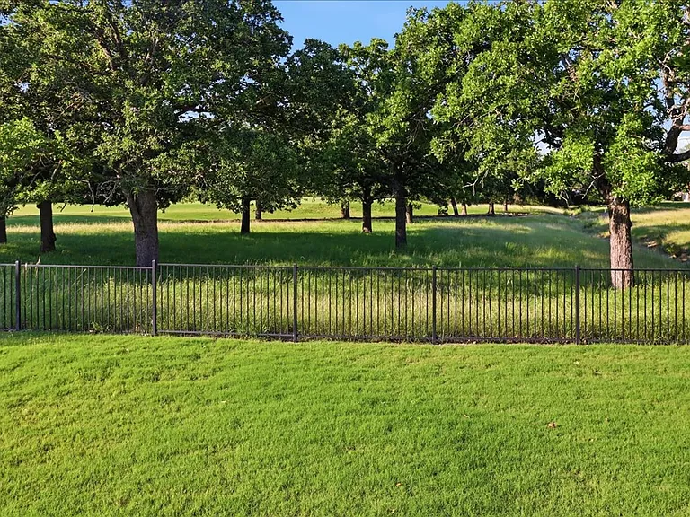 518 Deer Meadow Cir — Photo 36