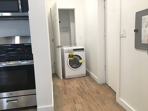 3rd image of 11 Gardner Ave #10E
