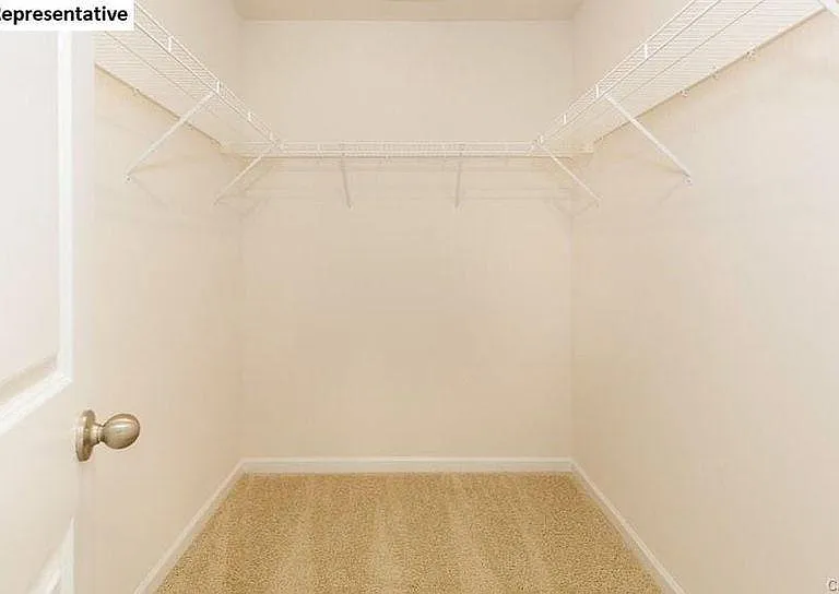 154 Calderdale Ln — Photo 6