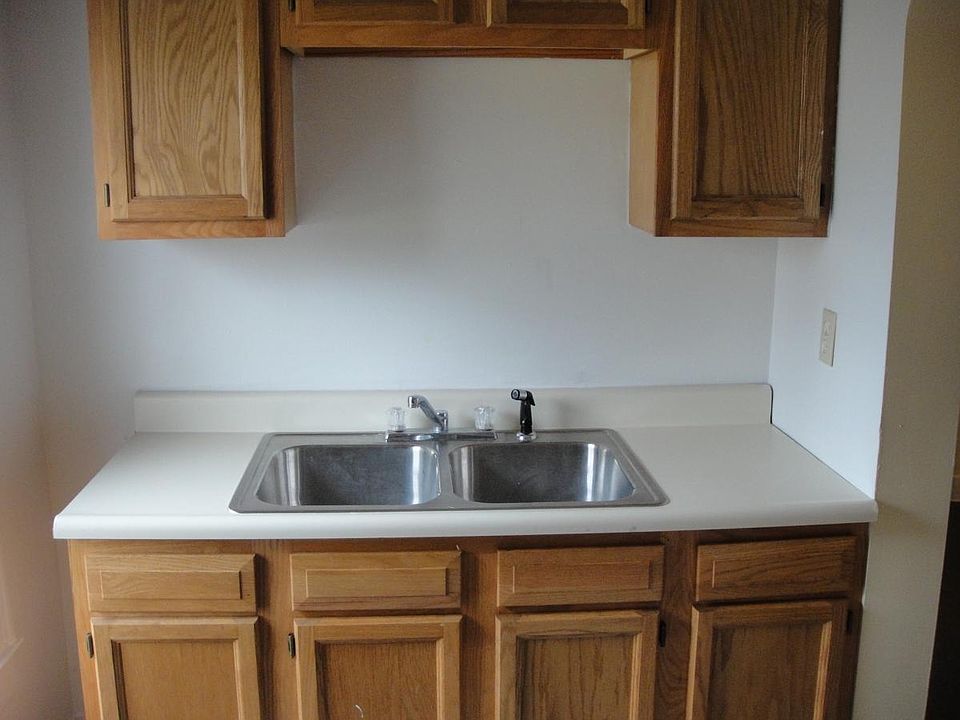 3520 Herman St, Louisville, KY 40212 Zillow