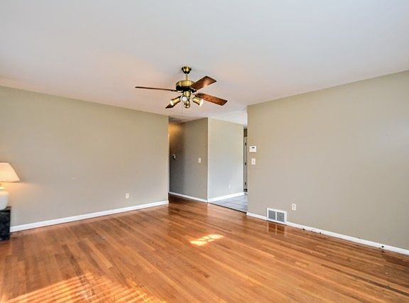 2nd image of 2105 Hermon Ave