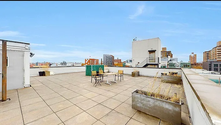 Rented by Brighton Management | media 15