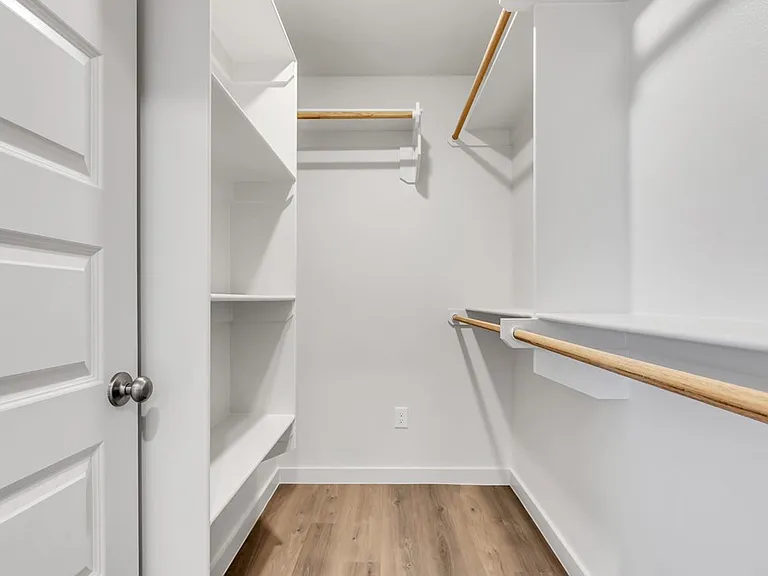 6333 Poppy Dr — Photo 12