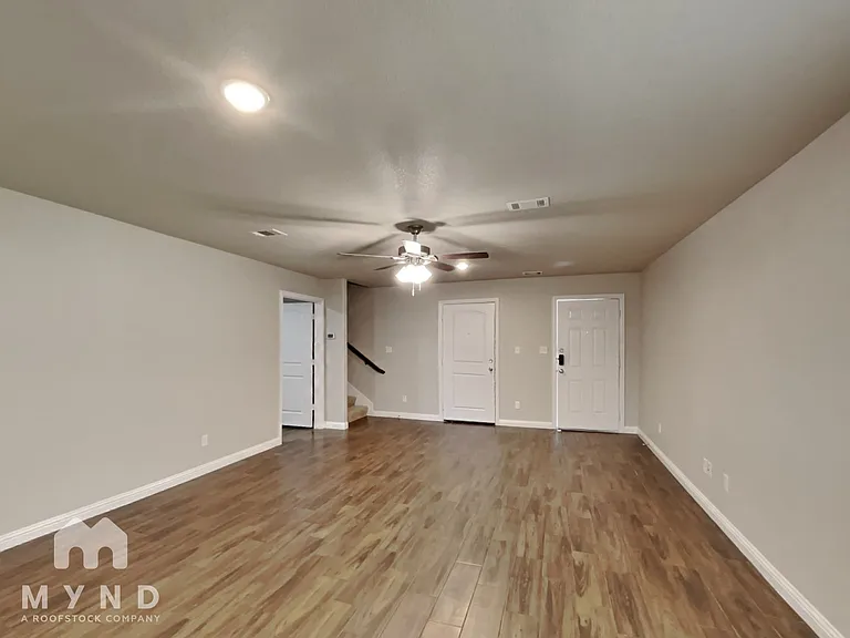 777 Rolling Terrace Cir — Photo 6