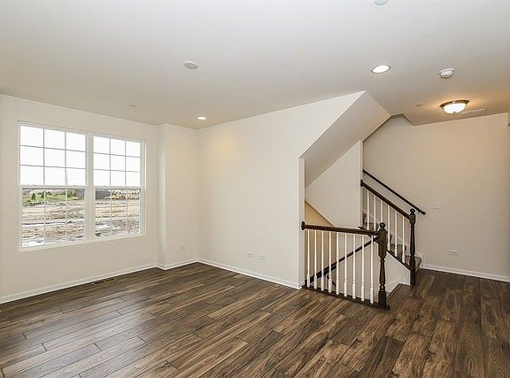 4th image of 2922 Madison Dr Lot 702