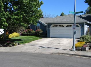 225 Peebler Way, Medford, OR 97501