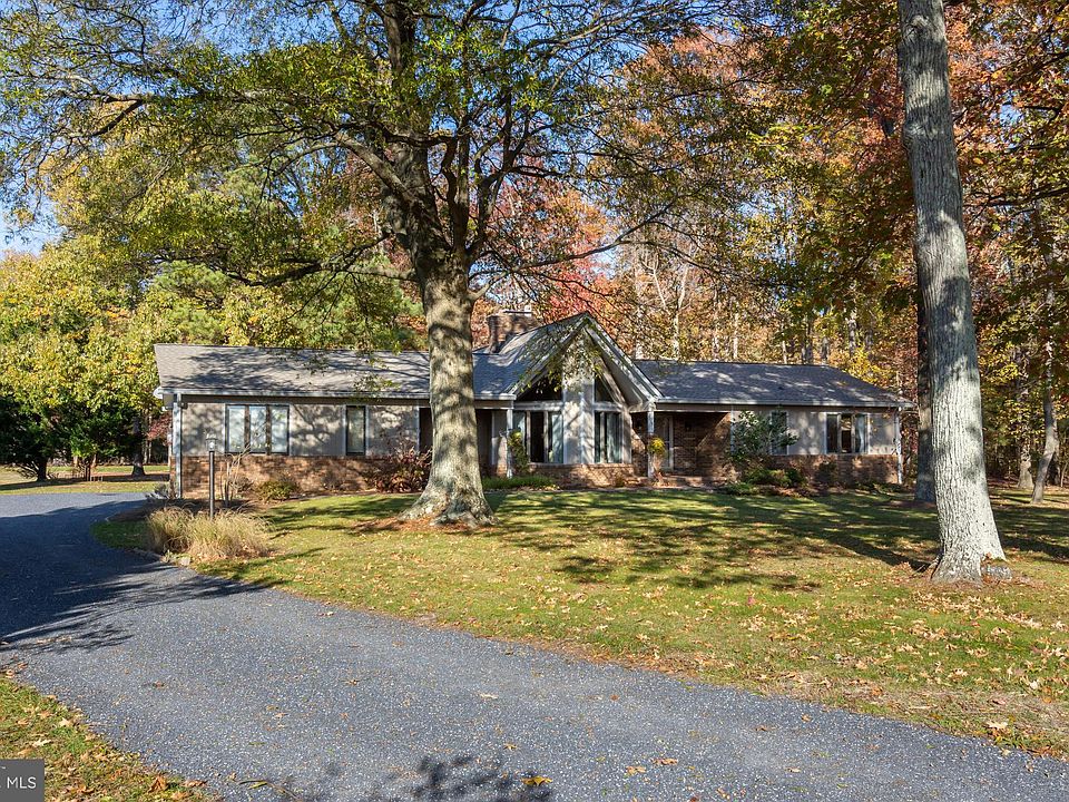 1st image of 15 Prospect Bay Dr W