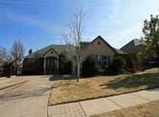 2716 Amesbury Lake Dr, Edmond, OK 73013