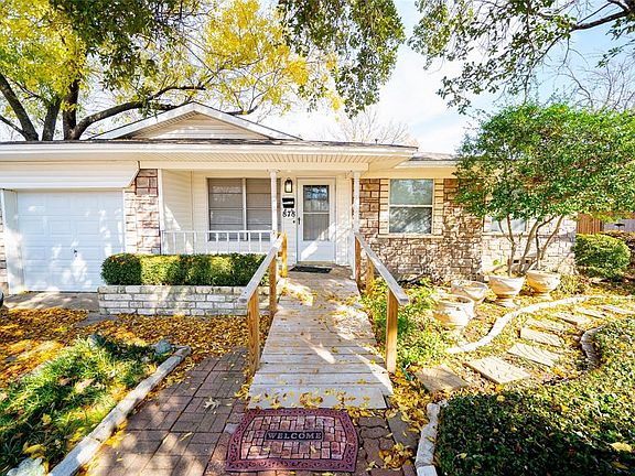 2nd image of 878 Harbor Dr