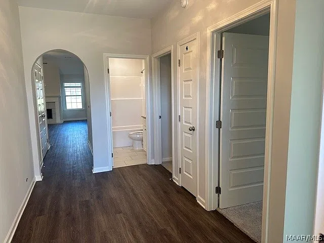 4 bed, 2.0 bath, 1655 sqft, $2,200 — Photo 3